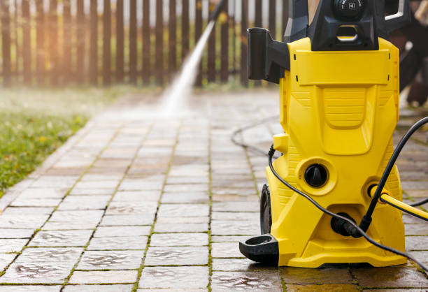 Best Pool Deck Cleaning  in New Hackensack, NY